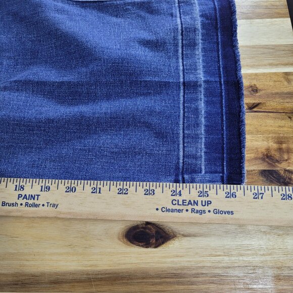 Talbots Women's Size 16W Ventura Wash High Waist Straight Ankle Jeans Raw Hem - Picture 11 of 11